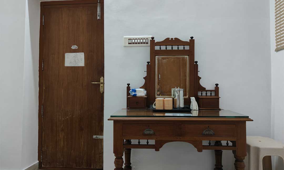 Tipperary Bamboo Villa - Room - 2 - Furniture