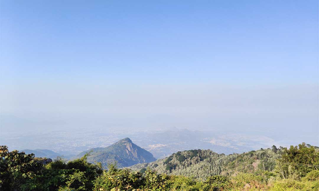 Tipperary Cloud Nine - Shared Valley View Area With Bungalow Guests