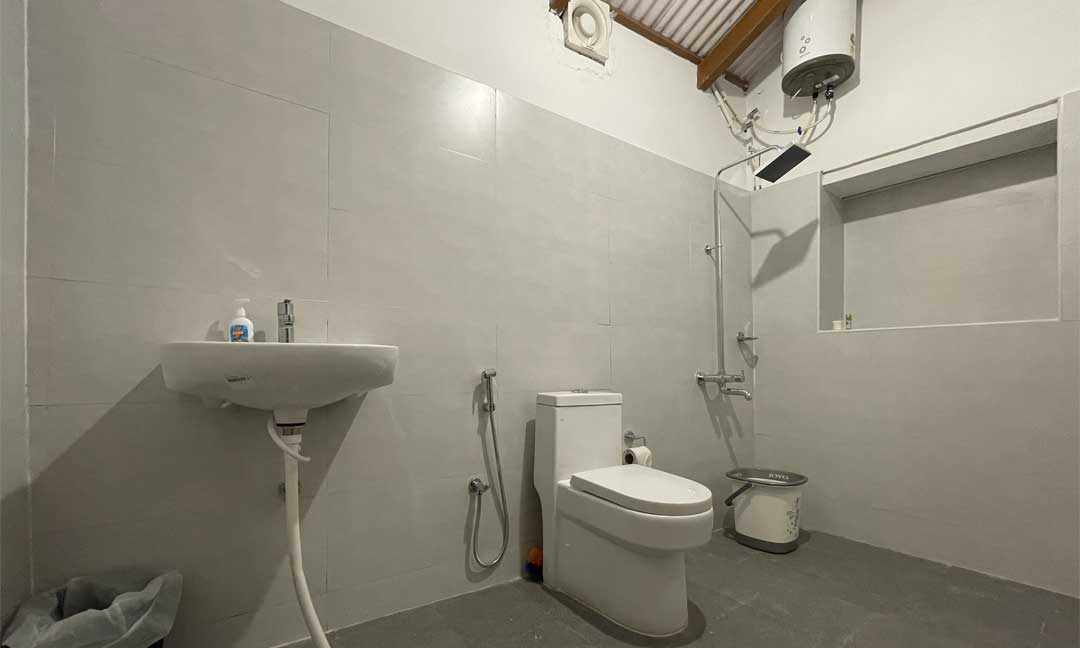 Tipperary Cottage - Attached Bathroom Facility for Room - 3 Guests