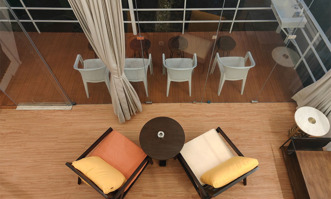 Tipperary Sunset Cabin - Living Area