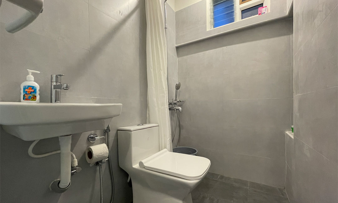 Tipperary Sunset Cabin - Bathroom Facility - 1 (24 Sq. ft.,)