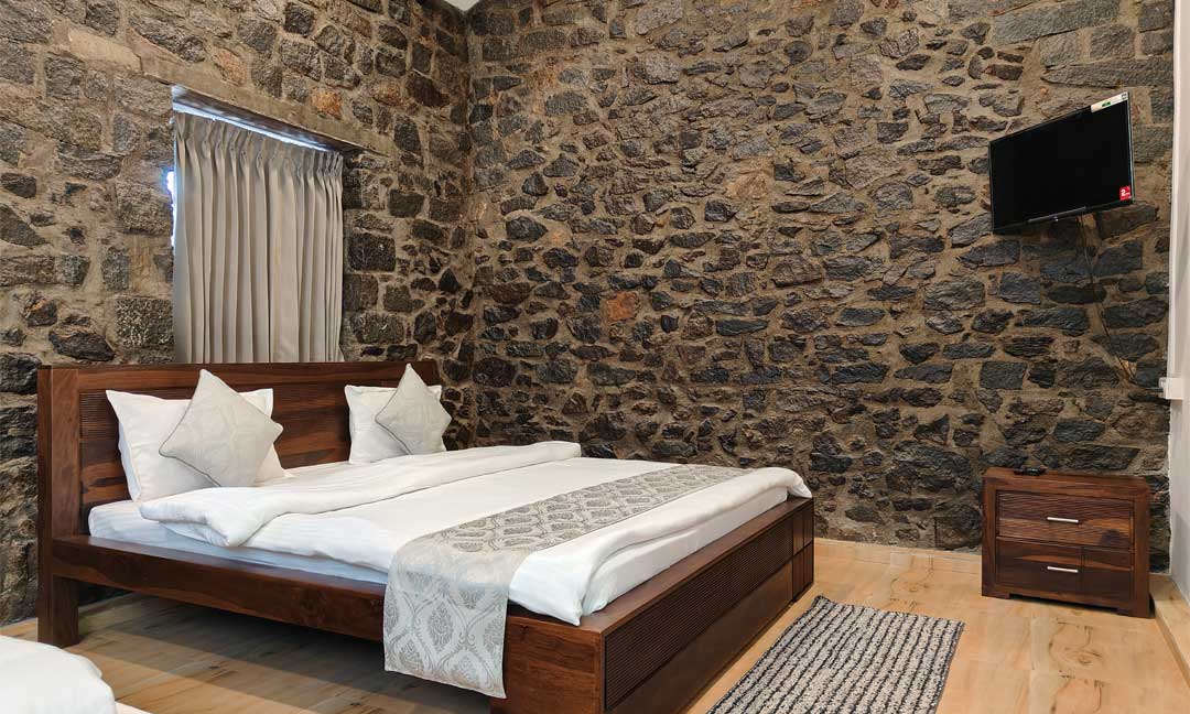 Tipperary Woodside Cabin - Double Bed