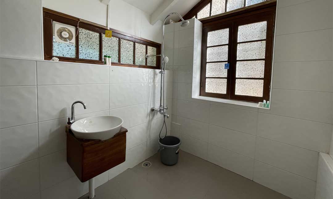 Tipperary Woodside Cabin - Bathroom Facility